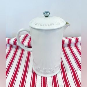 Le Creuset 27-oz Stoneware French Press